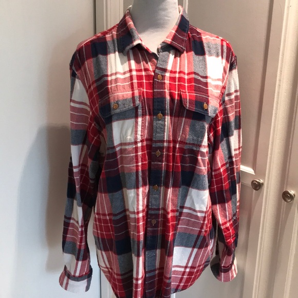 Old Navy Tops - Plaid Old Navy flannel